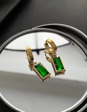 Серьги из стали