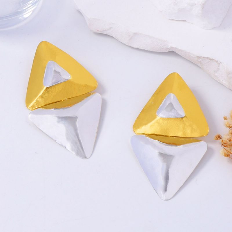 Серьги-гвоздики CJM01694 Серьги-гвоздики CJM01694