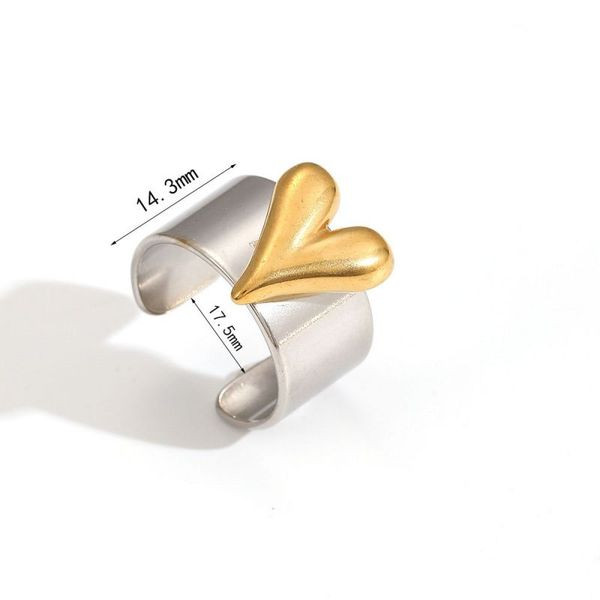 Широкое кольцо с крупным полированным сердцем CJL48437