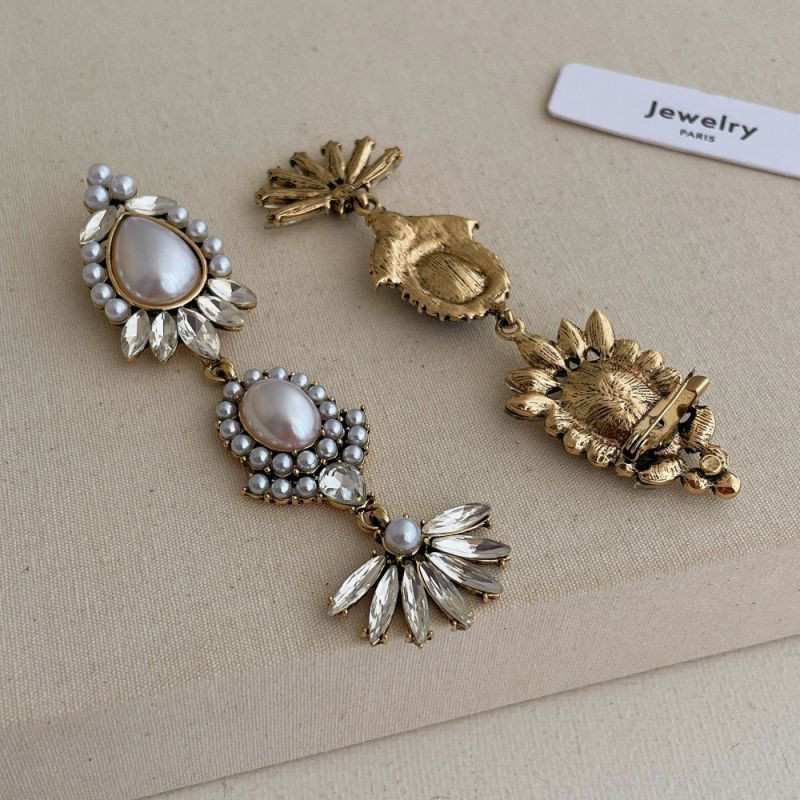 Брошь CJQ17517 Брошь CJQ17517