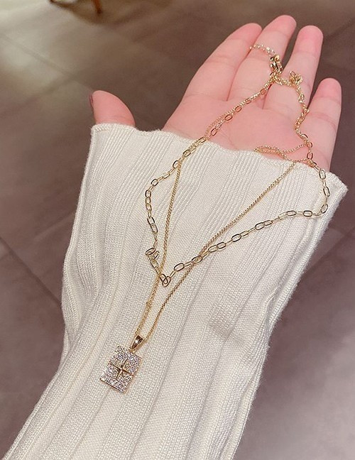 Ювелирное колье P44797