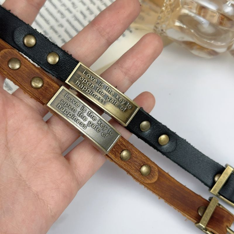 Браслет кожаный с металлической вставкой CJL19651