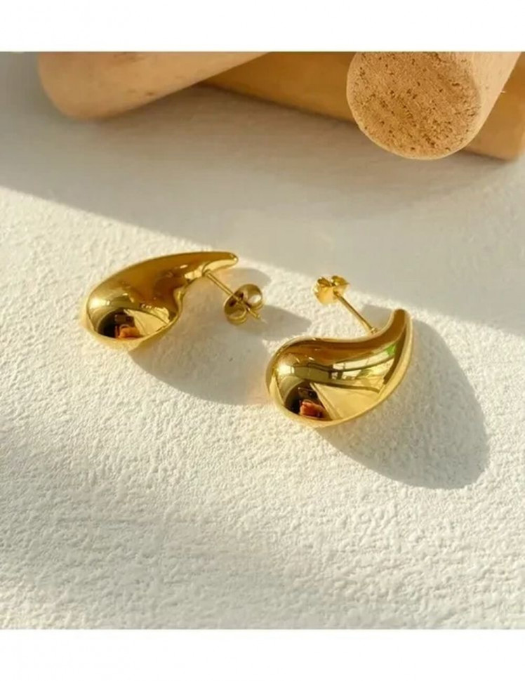 Золотистые серьги пусеты из латуни в форме крупных капель 1J10051CJJ Золотистые серьги пусеты из латуни в форме крупных капель 1J10051CJJ