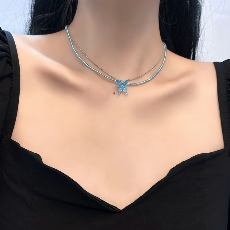 Яркое колье из бисера с крупной голубой бабочкой J11436CJJ Яркое колье из бисера с крупной голубой бабочкой J11436CJJ