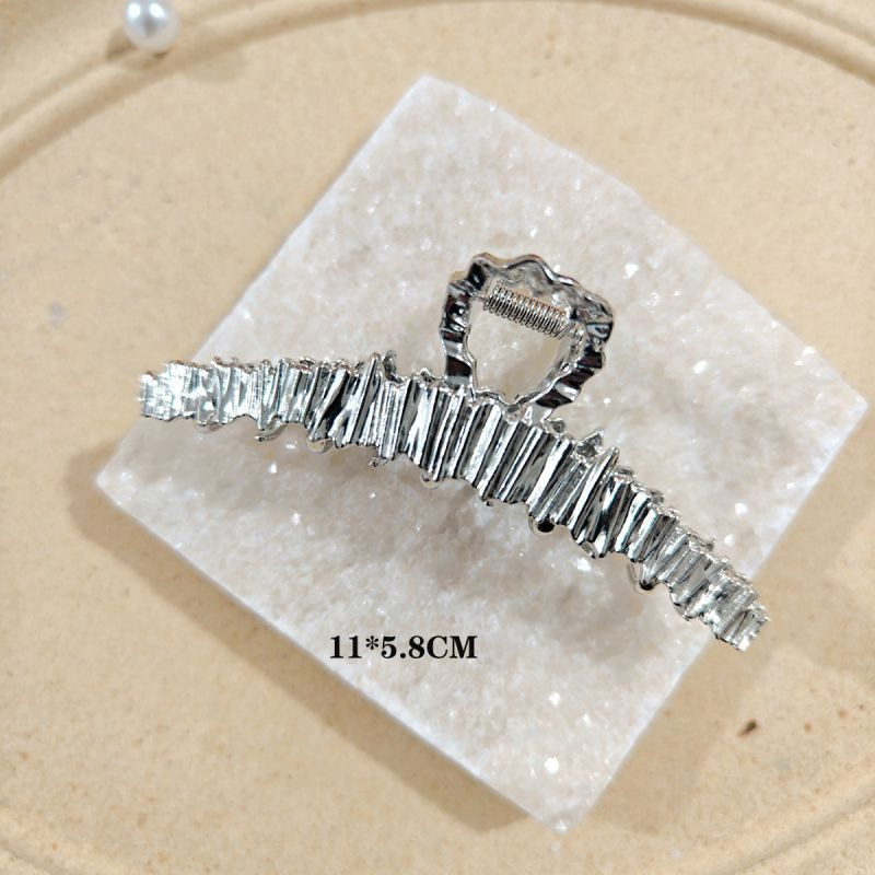 Краб с бабочкой из металла серебряный №1 CJU48132