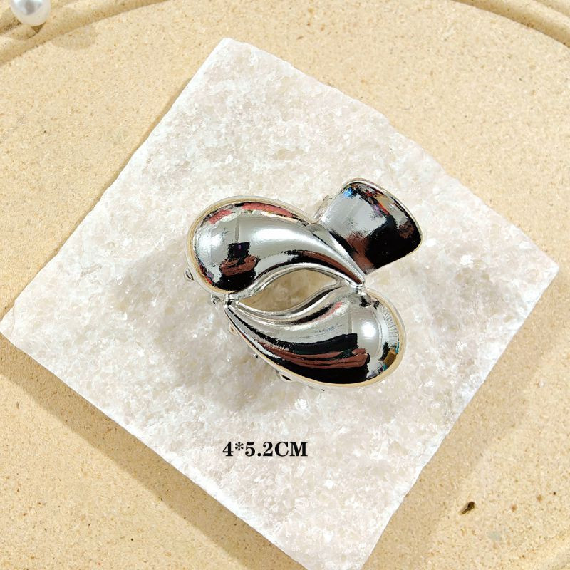 Краб с бабочкой из металла серебряный №1 CJU48132