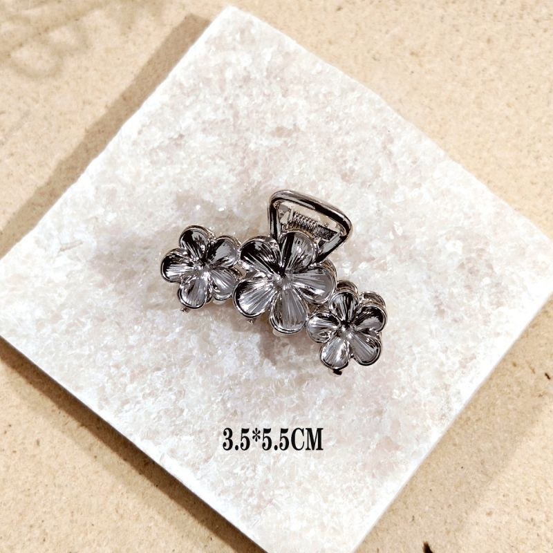 Краб с бабочкой из металла серебряный №1 CJU48132