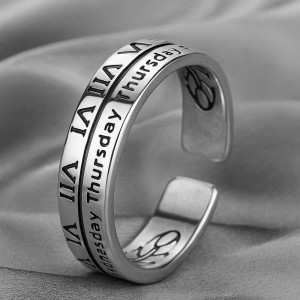 Кольцо с гравировкой в виде римских цифр 1J12187CJJ Кольцо с гравировкой в виде римских цифр 1J12187CJJ