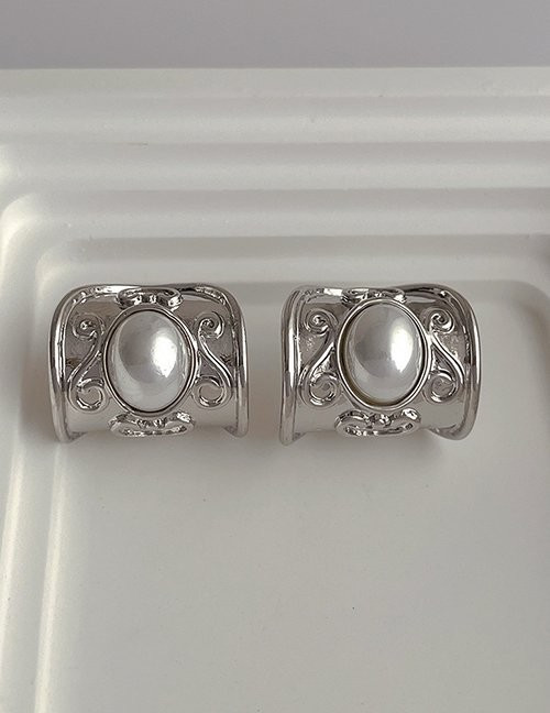 Широкие серебристые серьги в стиле барокко Z51304