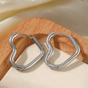 Стальные серьги-конго сердца J11414CJJ Стальные серьги-конго сердца J11414CJJ