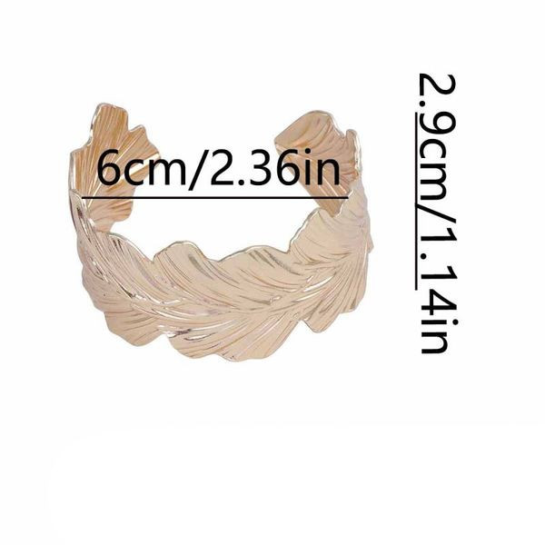 Жесткий браслет CJL69431