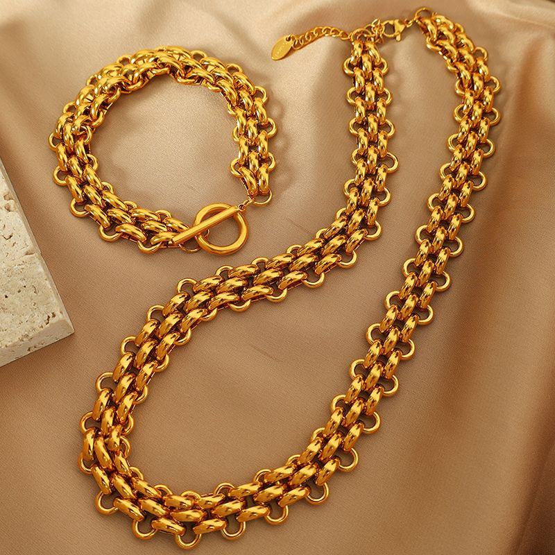 Браслет массивный плетения ролло в золотистом цвете CJL90668 Браслет массивный плетения ролло в золотистом цвете CJL90668