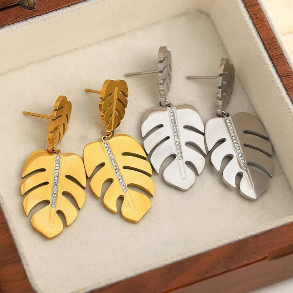 Длинные стальные серьги с тропическими листьями 1J10621(CJJ) Длинные стальные серьги с тропическими листьями 1J10621(CJJ)
