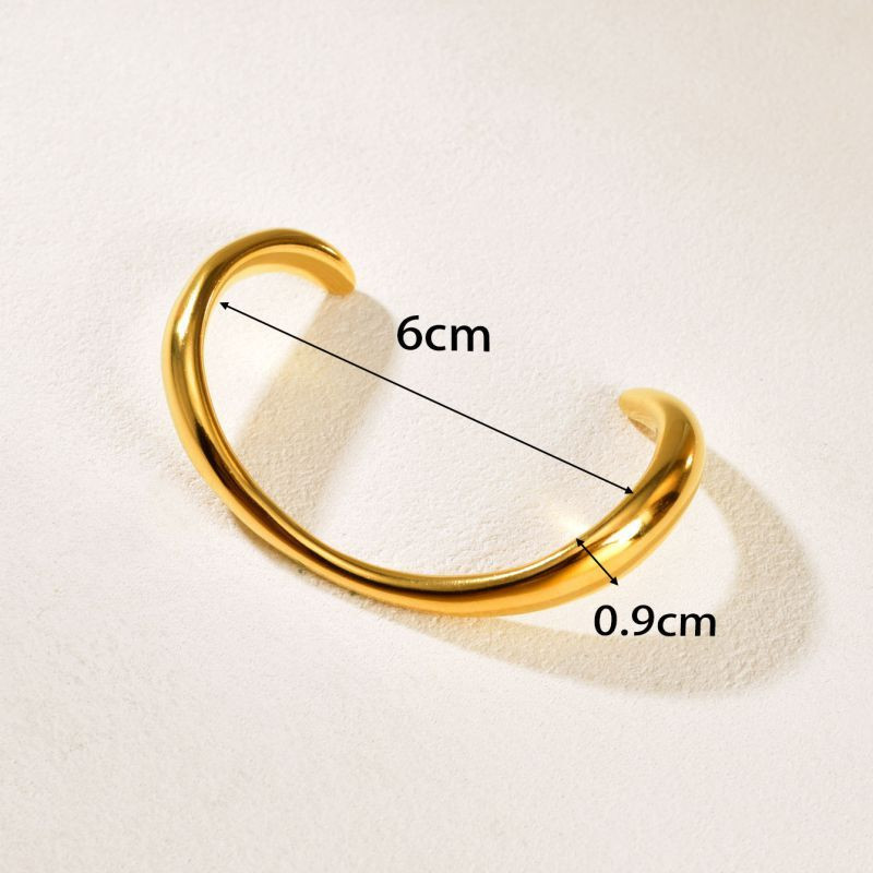 Браслет жесткий разомкнутый в стиле минимализм CJP77868