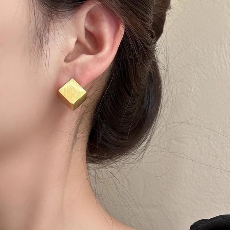 Серьги медь с напылением золотом J10666CJJ Серьги медь с напылением золотом J10666CJJ