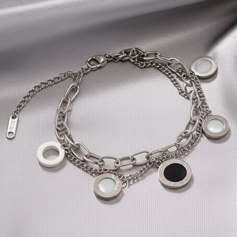 Многослойный браслет с перламутровыми медальонами 1J12021CJJ