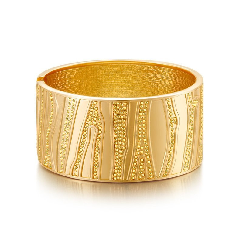 Браслет жесткий разомкнутый в форме капли CJG68095