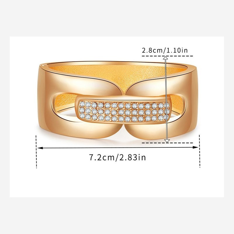 Браслет жесткий разомкнутый в форме капли CJG68095