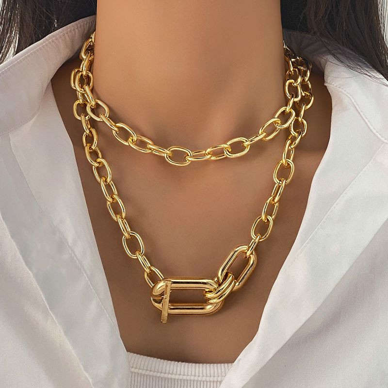 Массивная цепь с крупными звеньями и замком-карабином CJR63318