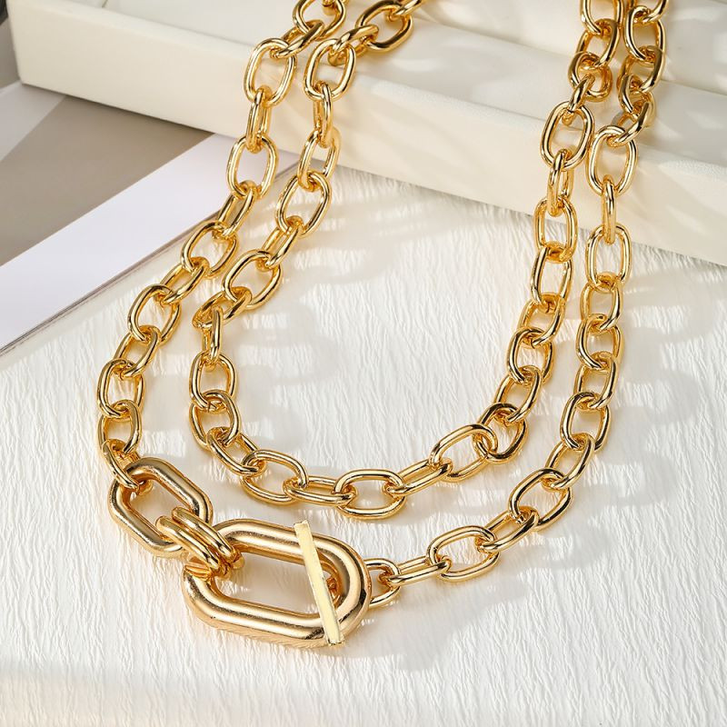 Массивная цепь с крупными звеньями и замком-карабином CJR63318