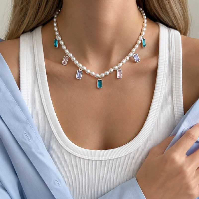 Серебряное колье с крестом и жемчугом CJZ29460