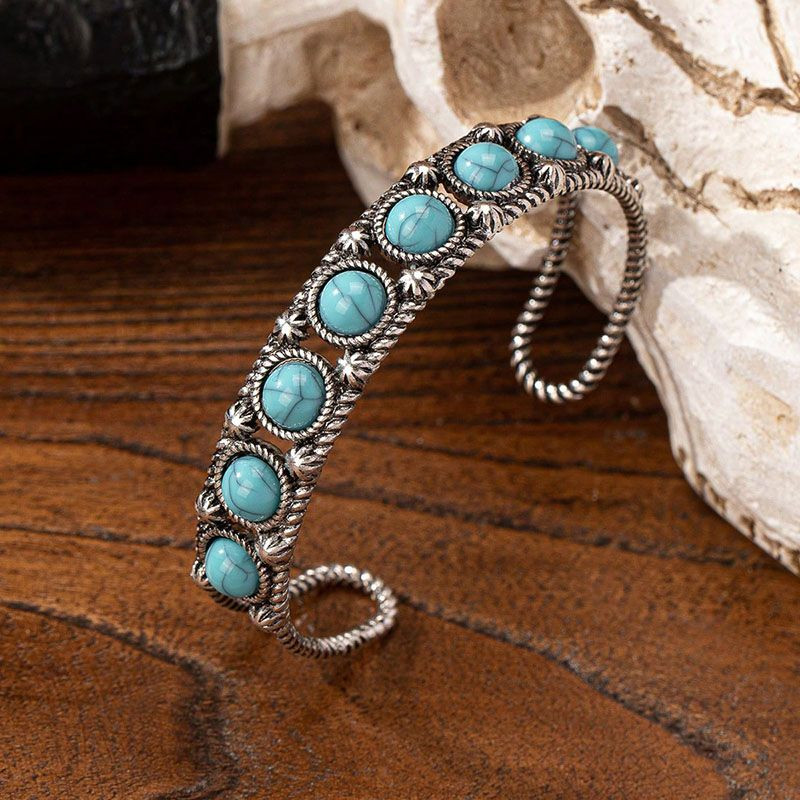 Жесткий браслет CJP52386 Жесткий браслет CJP52386