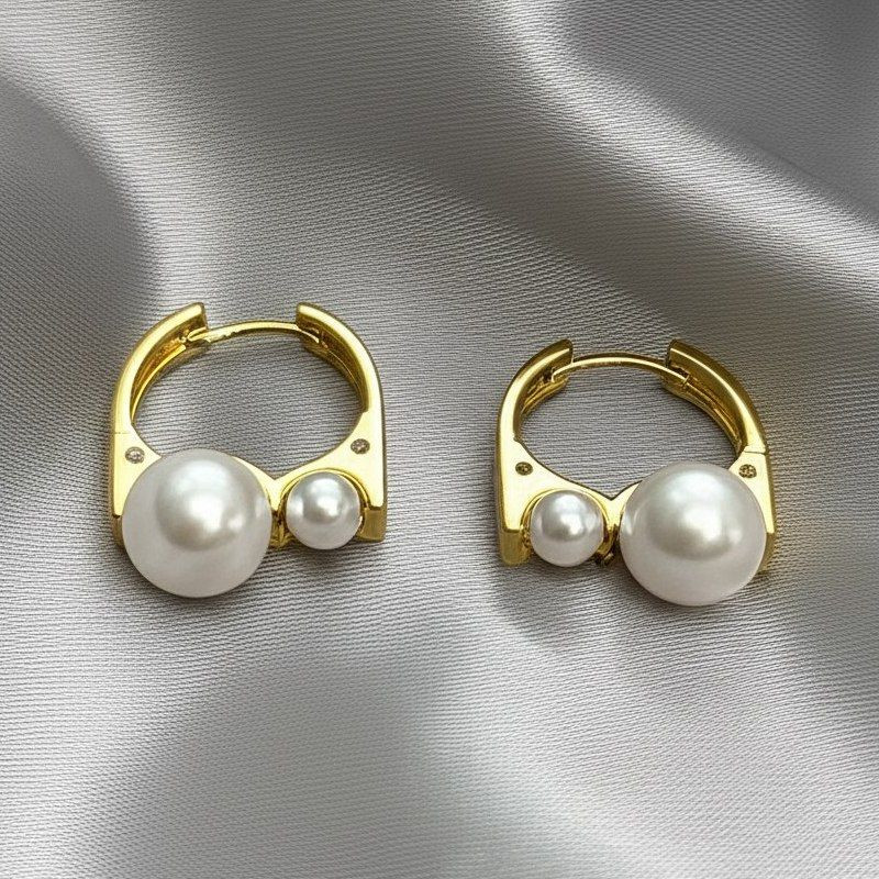 Серьги-кольца с жемчужиной и декоративными элементами 1J11992CJJ