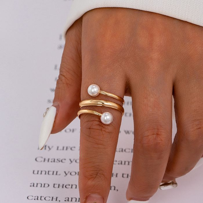 Кольцо спиралевидное с двумя жемчужинами CJM86351