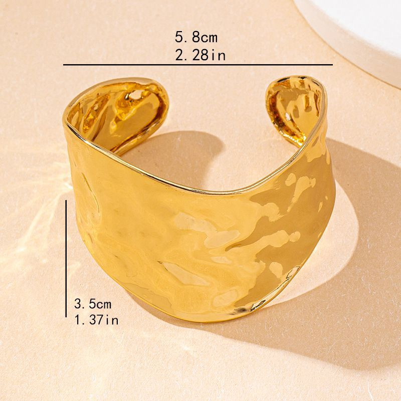 Жесткий браслет CJP78811 Жесткий браслет CJP78811