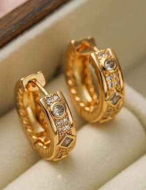 Широкие конго с орнаментом и камнями Z38264 Широкие конго с орнаментом и камнями Z38264