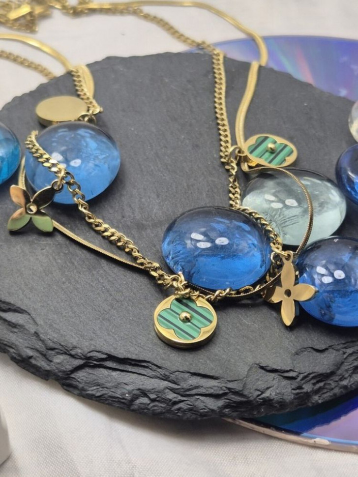 Многослойная цепочка с зелеными вставками и клевером J10850CJJ