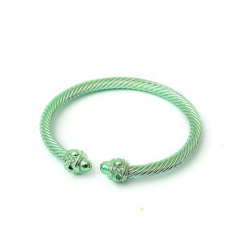 Жесткий браслет CJH58825