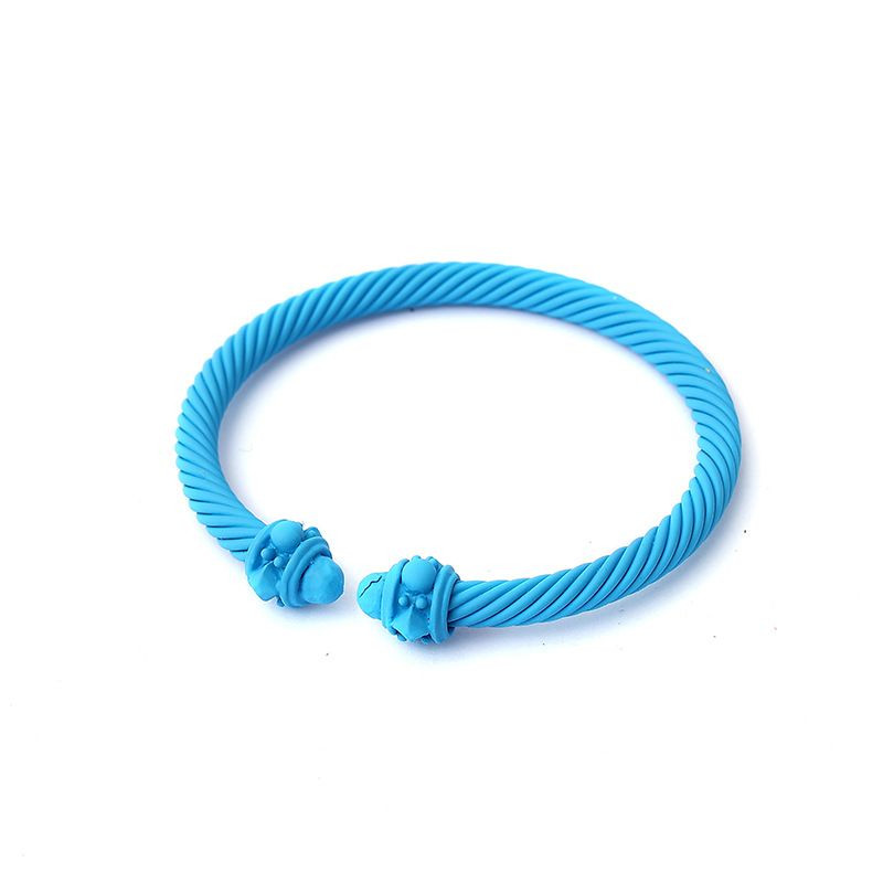 Жесткий браслет CJH58825