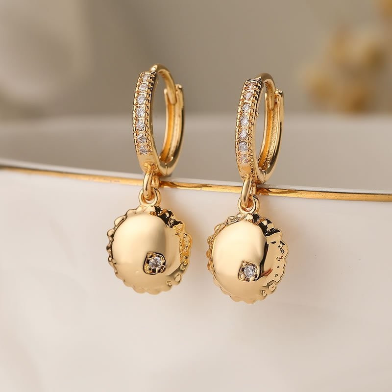 Серьги-кольца с рельефными дисками N99092 Серьги-кольца с рельефными дисками N99092