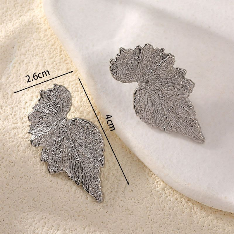 Серьги-пусеты Листья фактурные CJL74200 Серьги-пусеты Листья фактурные CJL74200