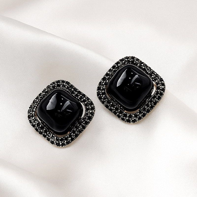 Серьги медицинская сталь с напылением золотом J11246CJJ Серьги медицинская сталь с напылением золотом J11246CJJ