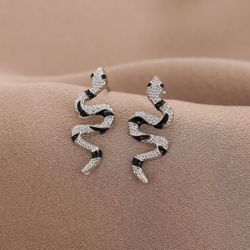 Серьги-гвоздики M95845