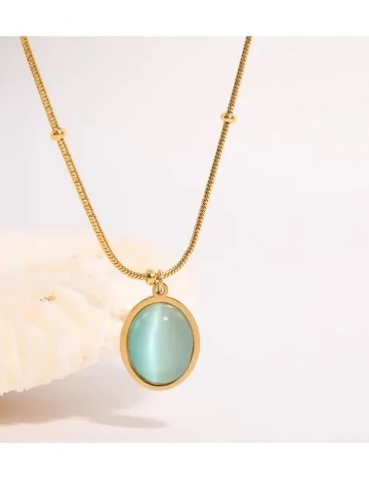 Золотистая цепочка с овальным кулоном и зеленой вставкой J10081CJJ
