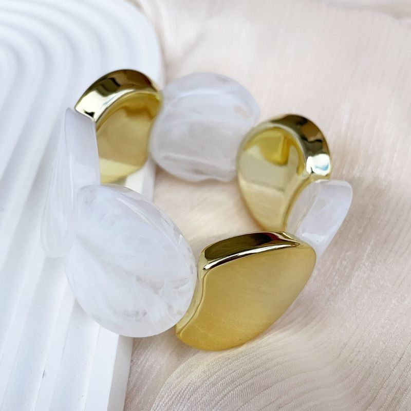 Жесткий браслет CJR57063