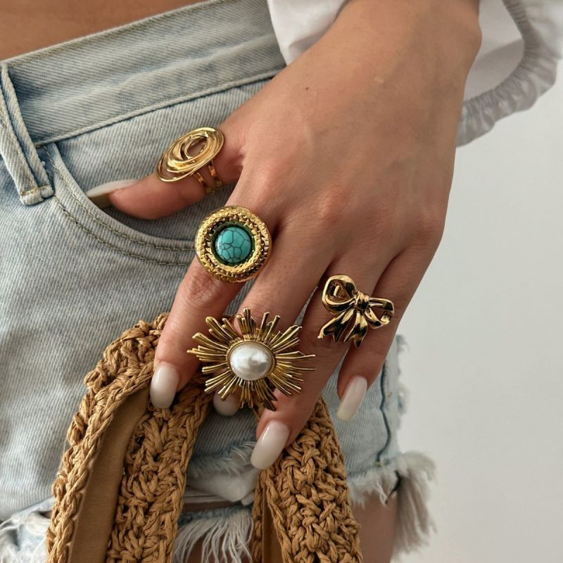 Крупное кольцо в форме солнца с жемчугом CJR71759