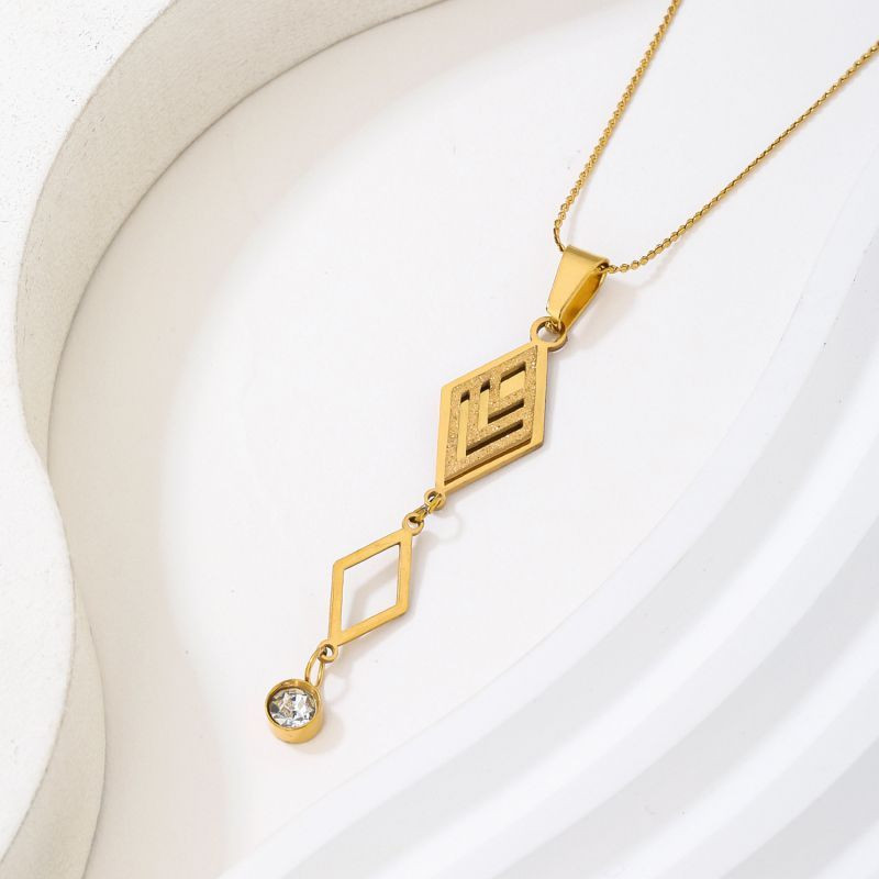 Колье из стали CJP98516