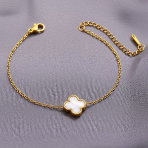 Браслет-нить с перламутровым клевером 1J12027CJJ Браслет-нить с перламутровым клевером 1J12027CJJ