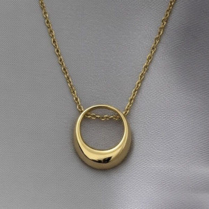 Изящная цепочка с овальным кулоном в форме полумесяца J10082CJJ