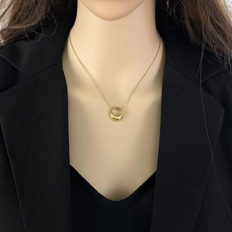 Стальная цепочка с напылением золотом и овальным кулоном J10082CJJ Стальная цепочка с напылением золотом и овальным кулоном J10082CJJ