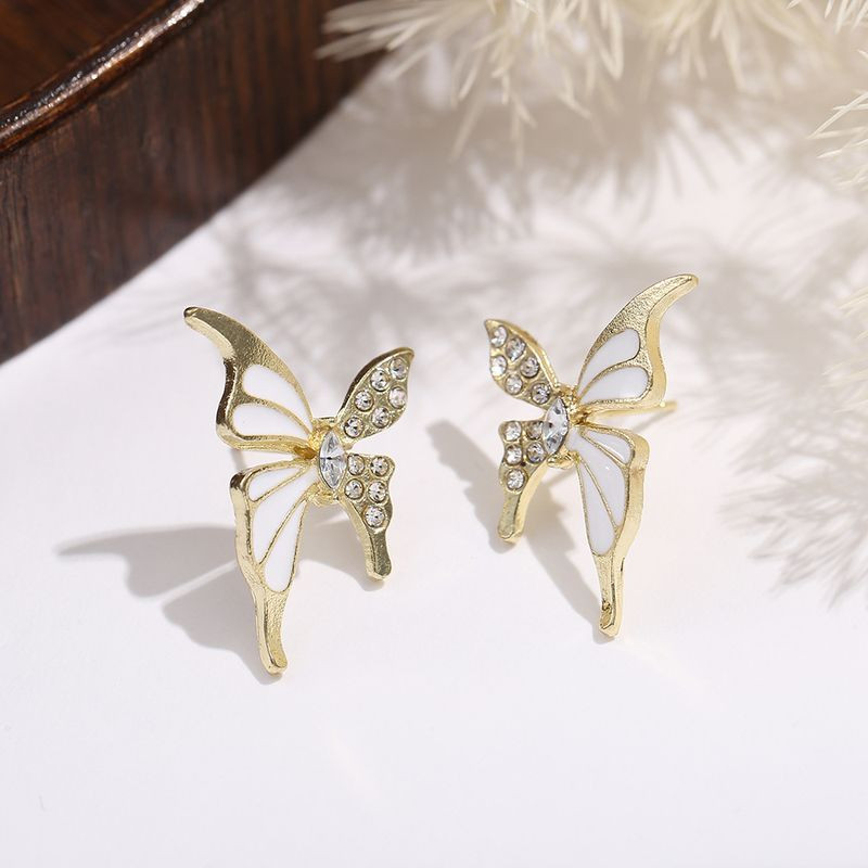 Серьги серебряный гвоздик со стразами бабочки J11558CJJ Серьги серебряный гвоздик со стразами бабочки J11558CJJ