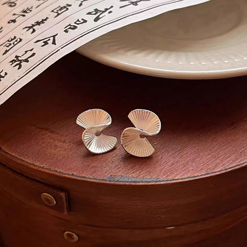 Серьги гвоздики медь напыление платиной 1J12518CJJ