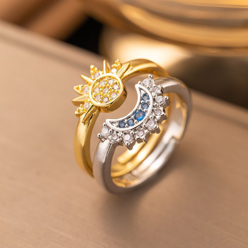 Двойное кольцо с символами солнца и луны CJL26345