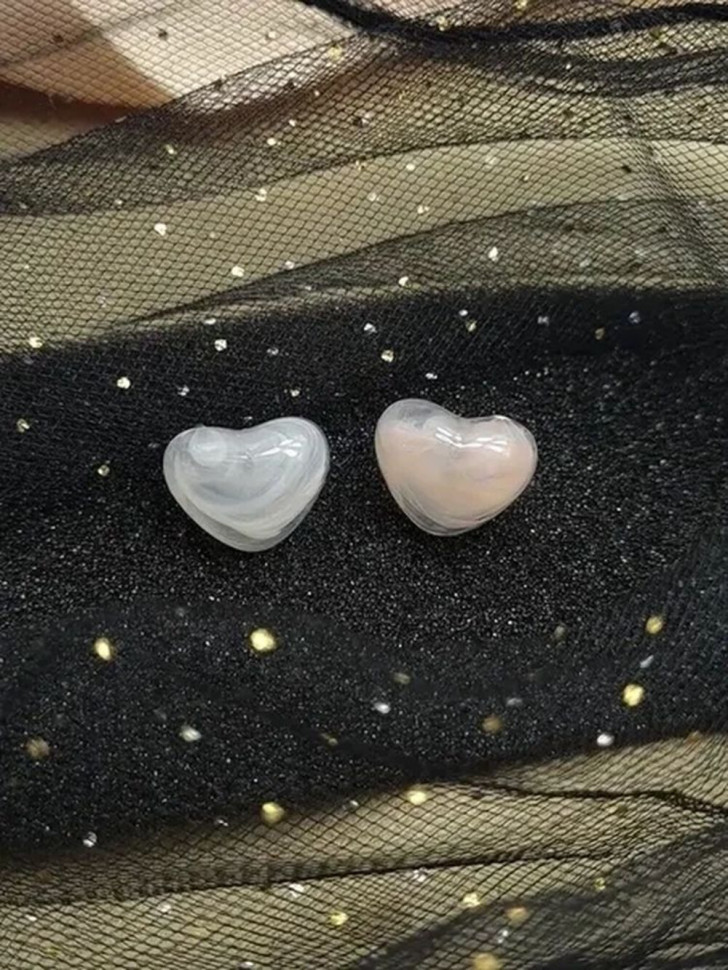 Набор серег акрил кольца и сердца (4 пары) J10022CJJ Набор серег акрил кольца и сердца (4 пары) J10022CJJ