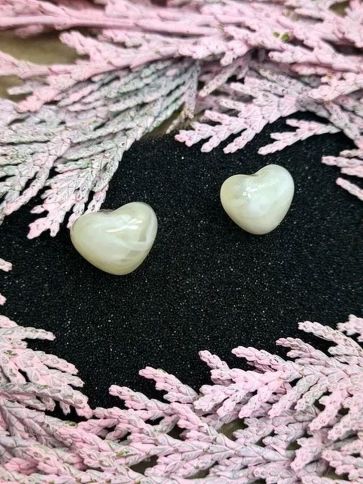 Набор серег акрил кольца и сердца (4 пары) J10022CJJ Набор серег акрил кольца и сердца (4 пары) J10022CJJ