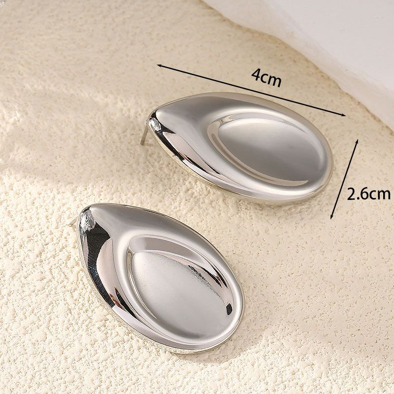 Серьги-пусеты Капли дутые зеркальные CJL74265